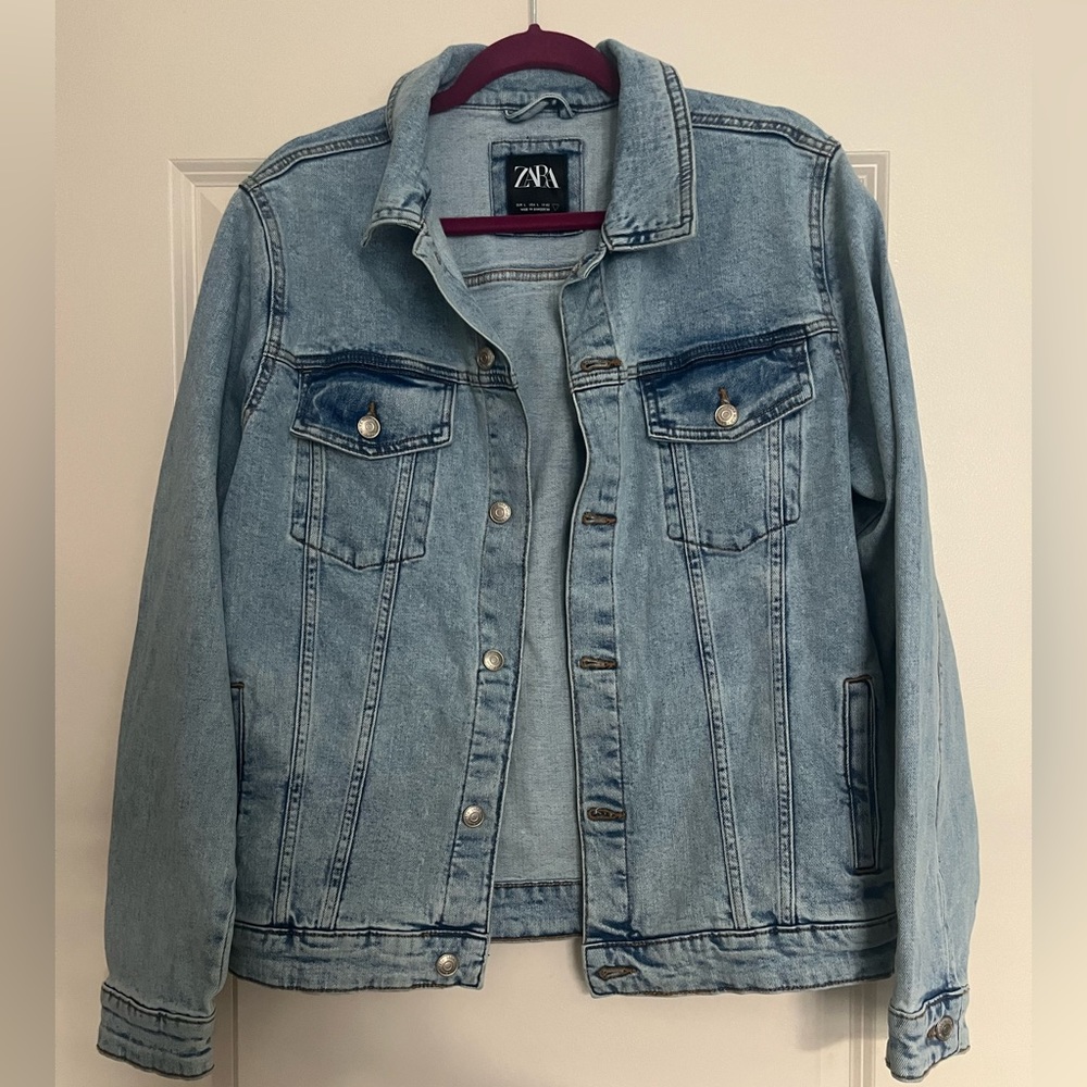 ZARA JEAN JACKET NWOT